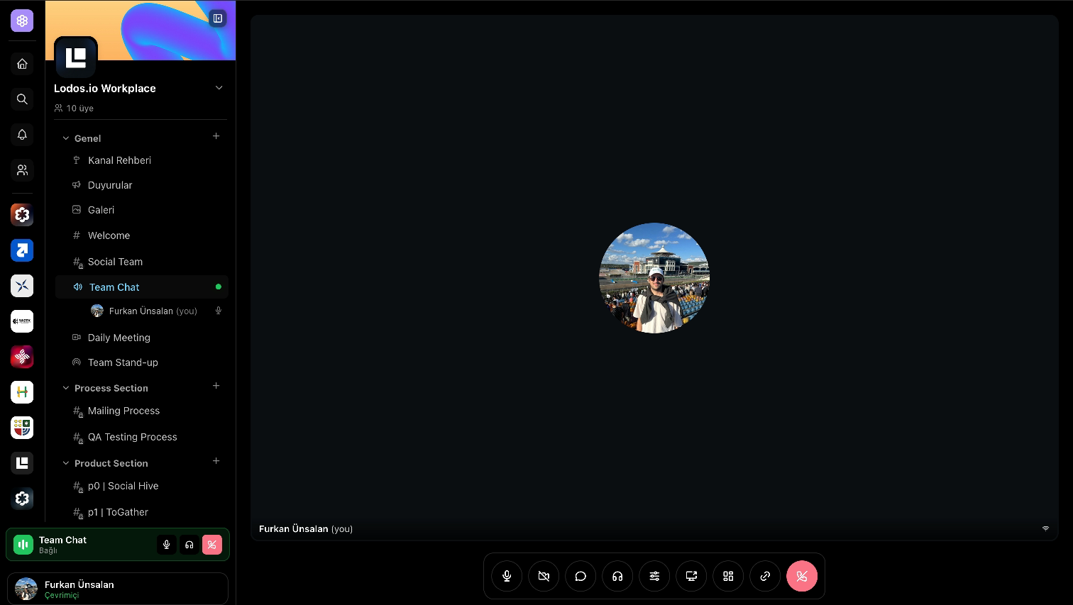 A Huddin voice room with members connected
